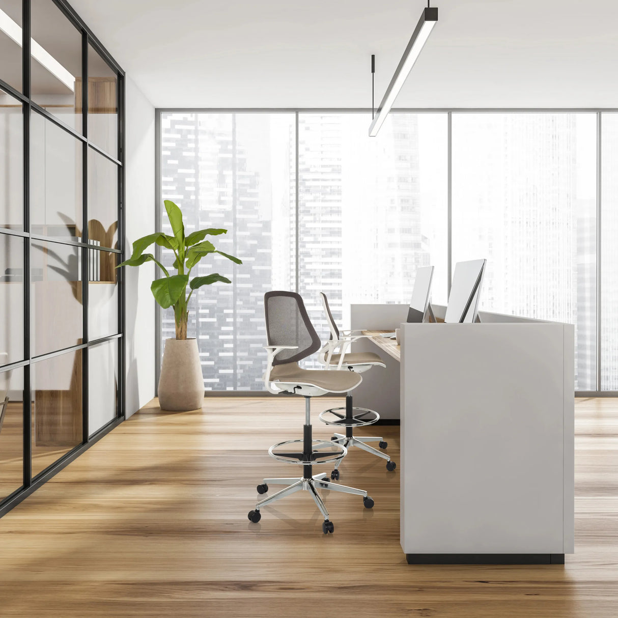 Beige Counterstühle TOP WORK STYLE mit Netzrückenlehne und Fußring auf Rollen von hjh OFFICE