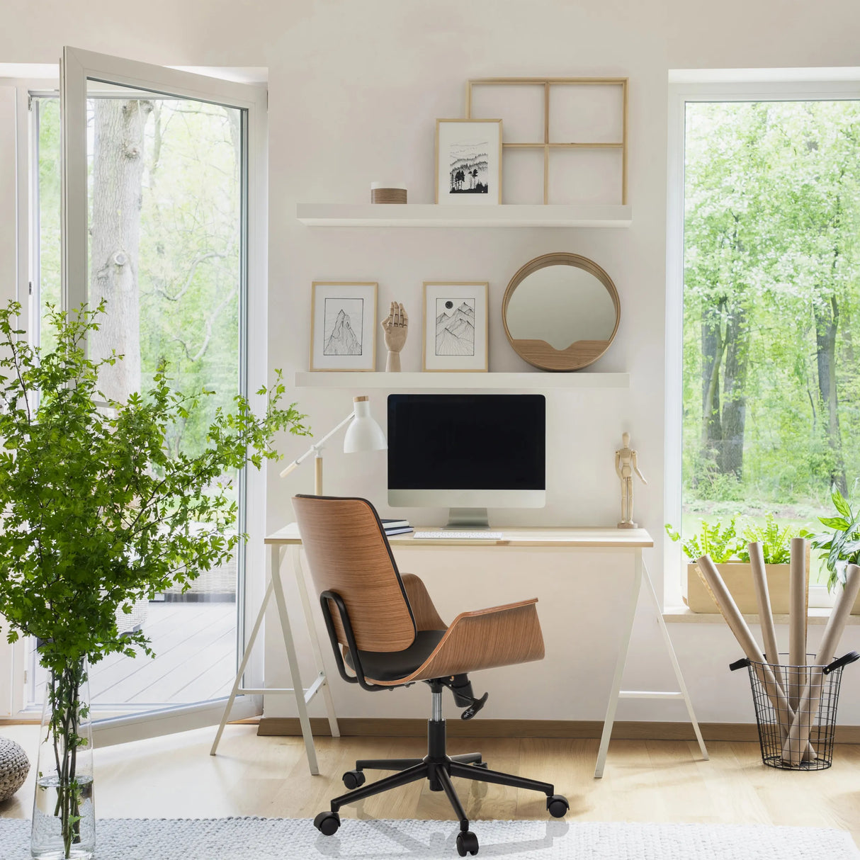 Schwarzer Home-Office-Bürostuhl CENCA II mit brauner Rückenlehne und Rollen von hjh LIVING