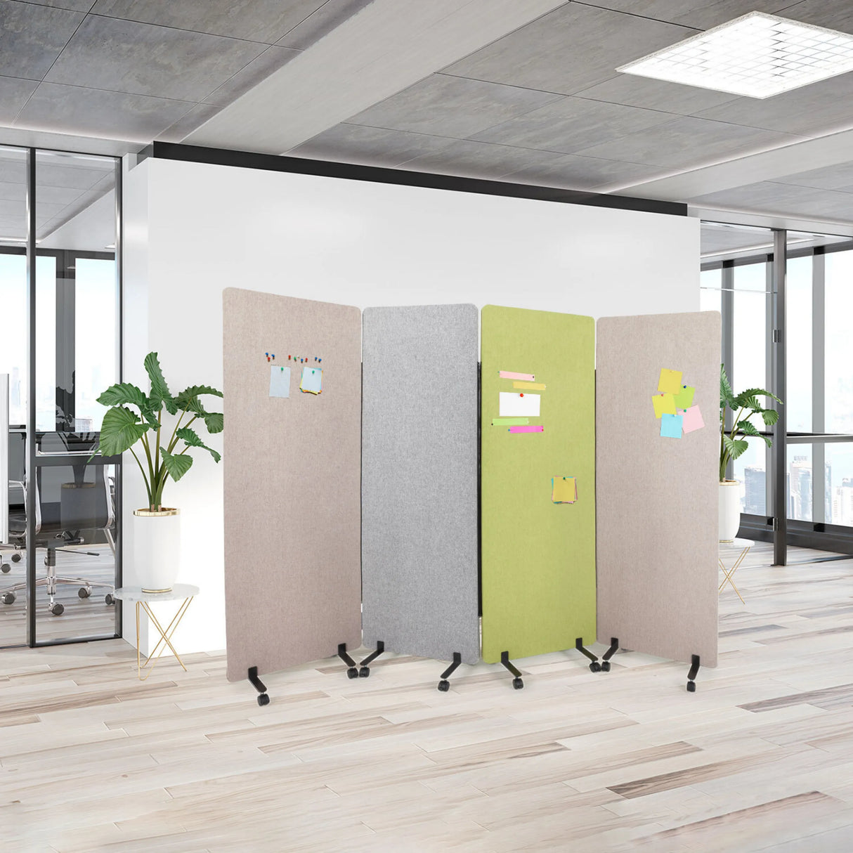 Mobile Trennwände FLEXMIUT in Beige, Dunkelgrau und Hellgrün auf Rollen mit Notizen von hjh OFFICE