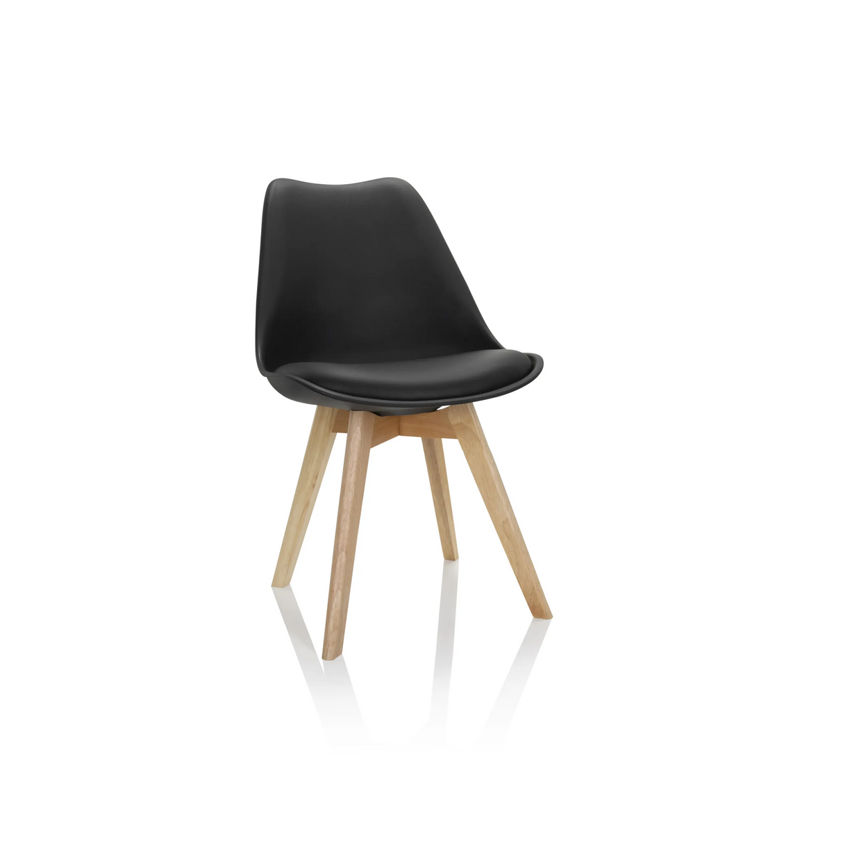 Schwarzer Schalenstuhl SCANDI 4 mit vier Beinen aus hellem Holz von hjh OFFICE – 360-Grad-Ansicht (Frontansicht 20°)