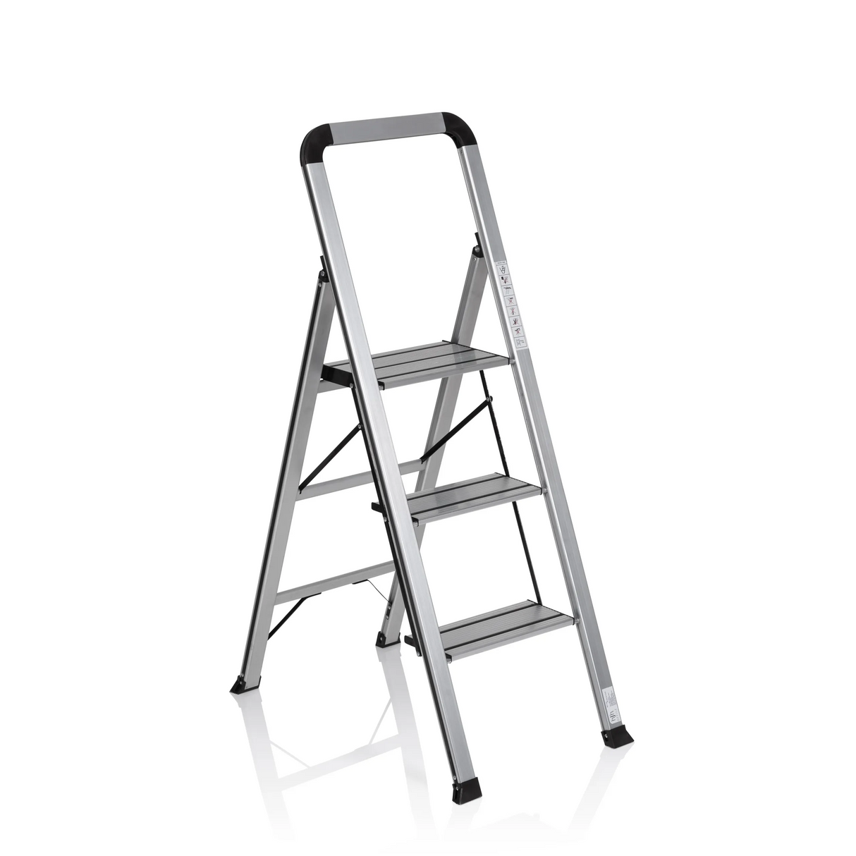 Silberne Klappleiter SOLID V aus Aluminium mit drei Stufen und Handgriff von hjh OFFICE – 360-Grad-Ansicht (schräge Frontansicht 40°)