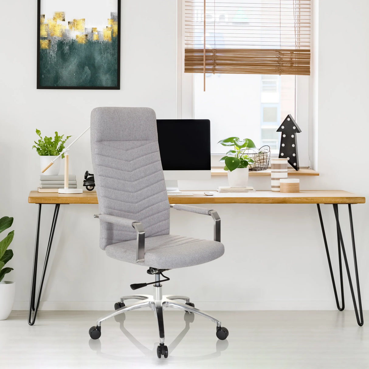 Home-Office-Bürostuhl SARANTO PLUS in Hellgrau mit Armlehnen und Rollenkreuz von hjh OFFICE