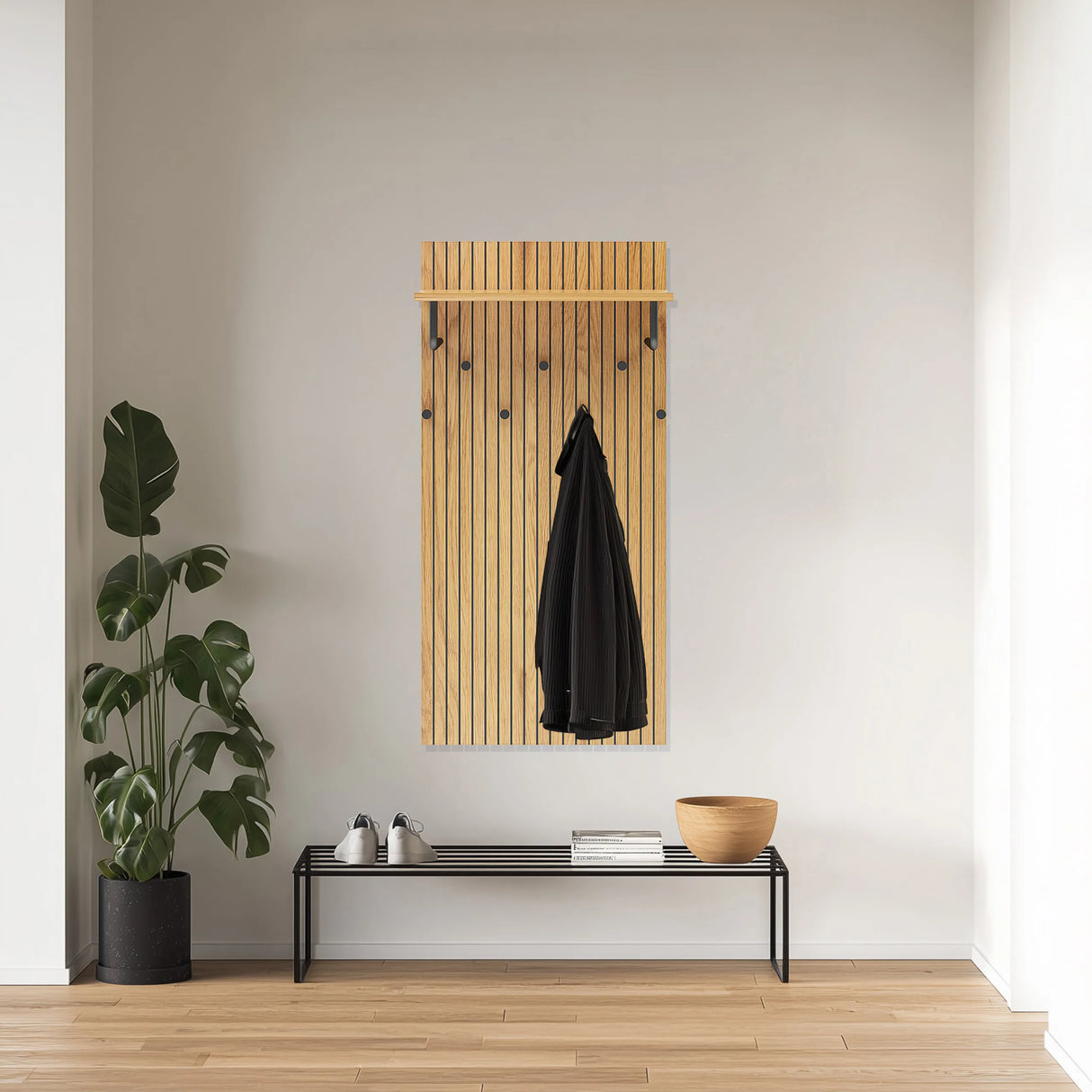 Wandgarderobe LINNO SPACE aus Eichenholz mit schwarzen Haken und Ablagefläche von hjh LIVING