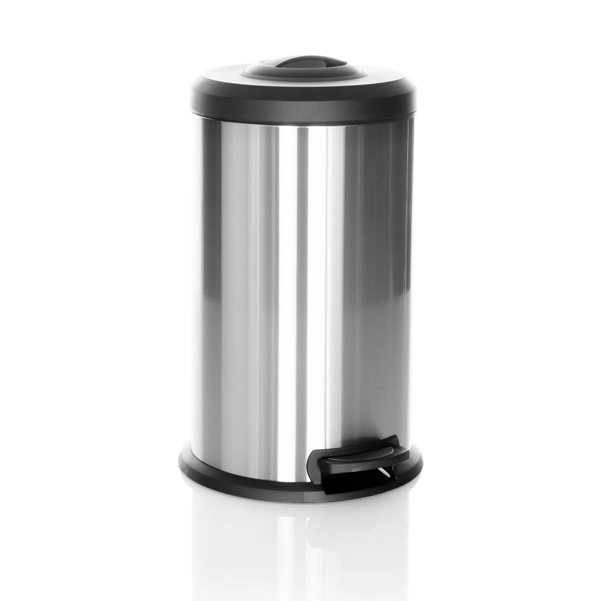 Silberner Mülleimer CLEAN X mit schwarzem Deckel und Fußpedal von hjh OFFICE – 360-Grad-Ansicht (schräge Frontansicht 30°)