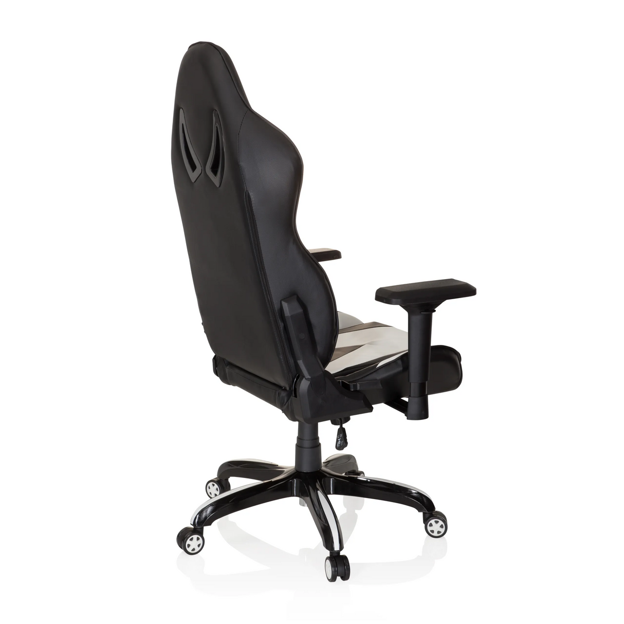 Schwarz-weißer Gamingstuhl PROMOTER I mit Armlehnen und Fußkreuz mit fünf Rollen von hjh OFFICE – 360-Grad-Ansicht (schräge Rückenansicht 120°)