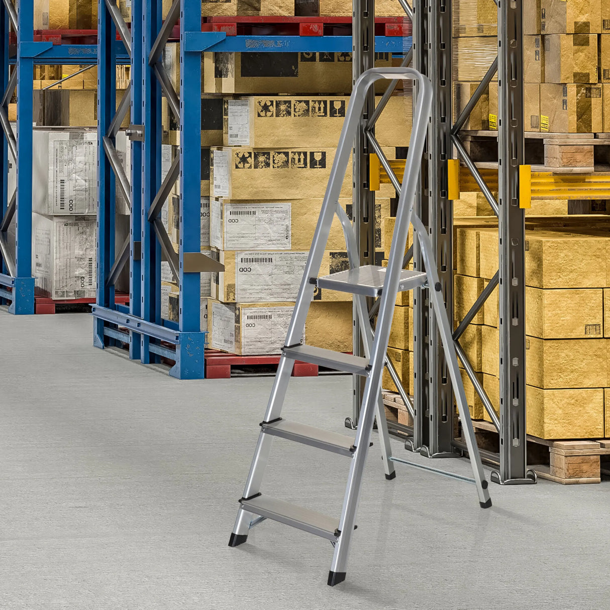 Aluminium-Klappleiter SOLID II mit vier Stufen und Sicherheitsbügel von hjh OFFICE