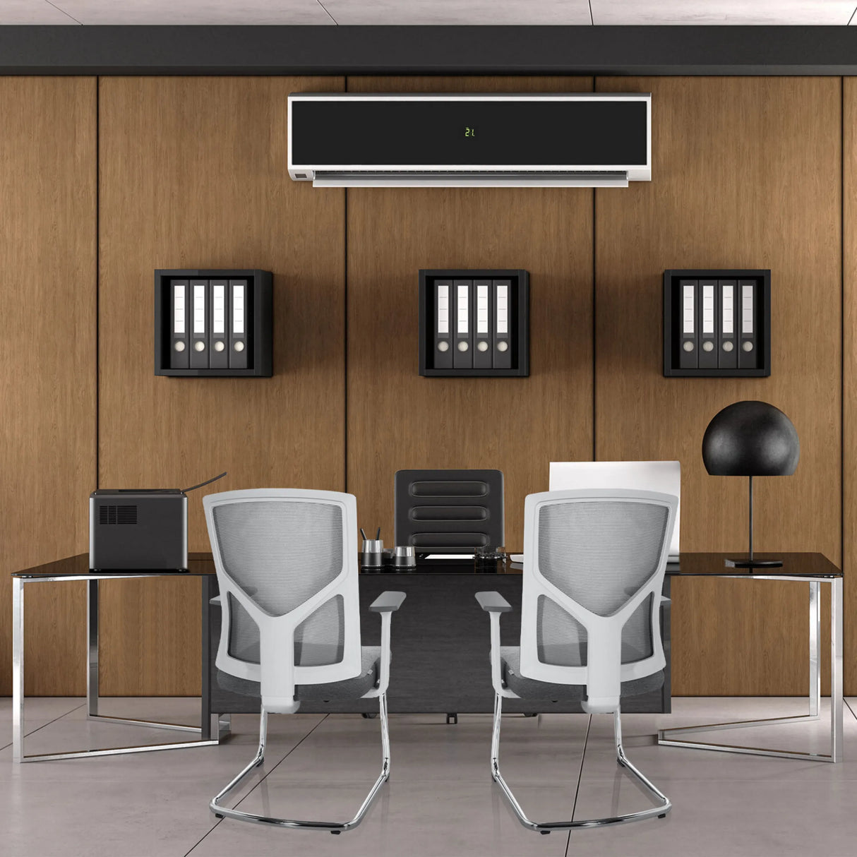 Zwei graue Freischwinger BRETON V W mit Netzrückenlehne an einem Schreibtisch von hjh OFFICE