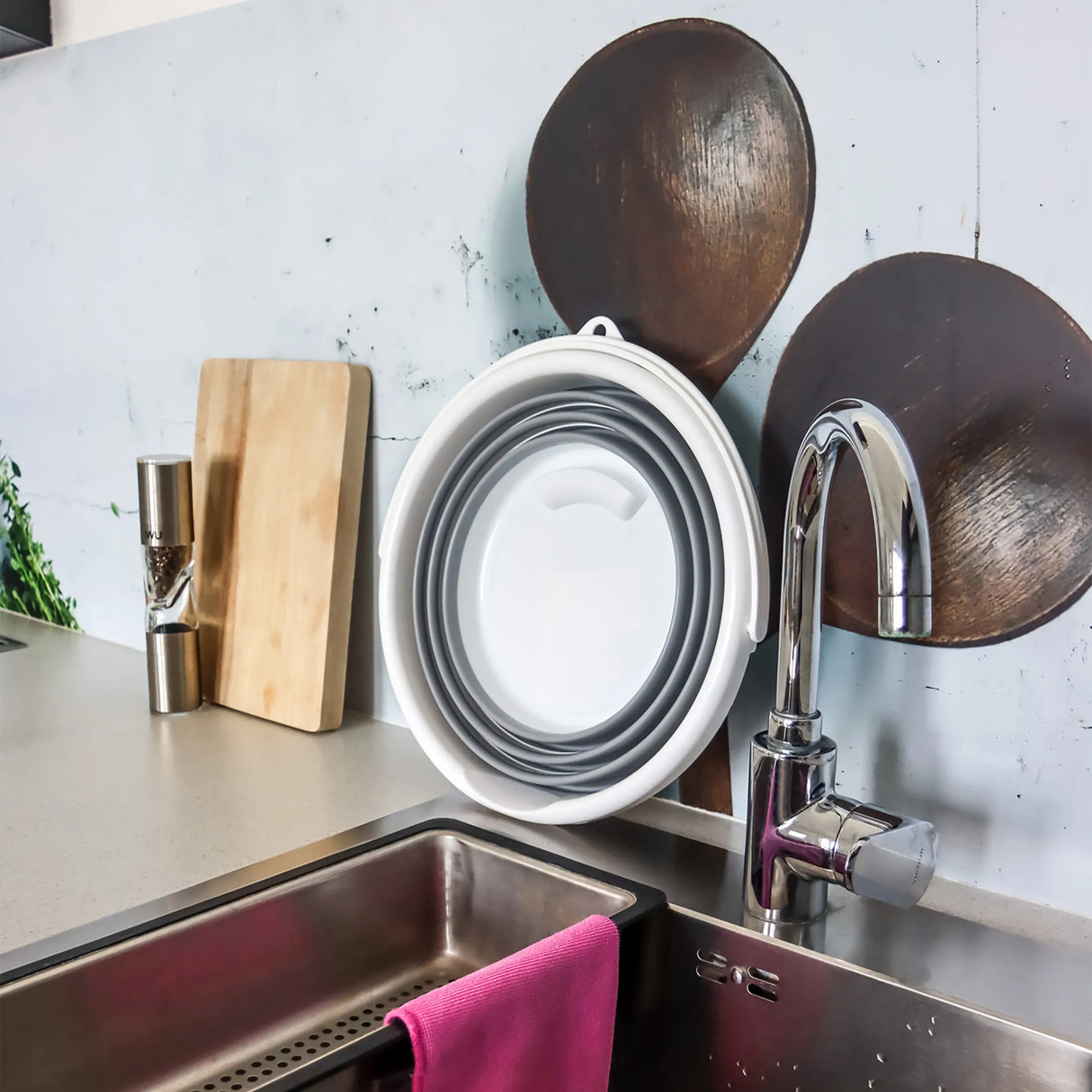 Grau-weißer Faltbehälter CLEAN SILR mit zehn Litern Fassungsvermögen von hjh OFFICE