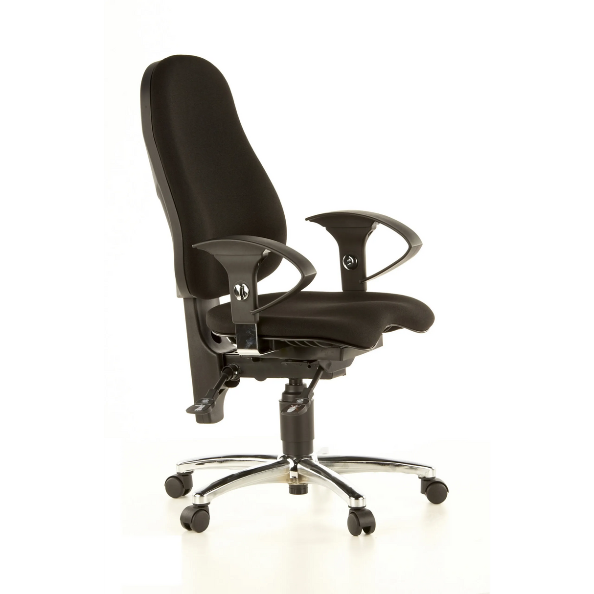 Schwarzer Profi-Bürostuhl SITNESS 10 mit Armlehnen und Fußkreuz mit fünf Rollen von Topstar – 360-Grad-Ansicht (schräge Frontansicht 60°)
