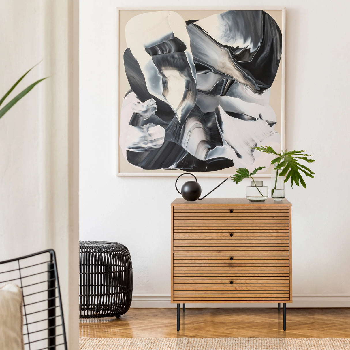 Kommode LINNO K aus Eiche mit drei Schubladen und schwarzen Beinen von hjh LIVING