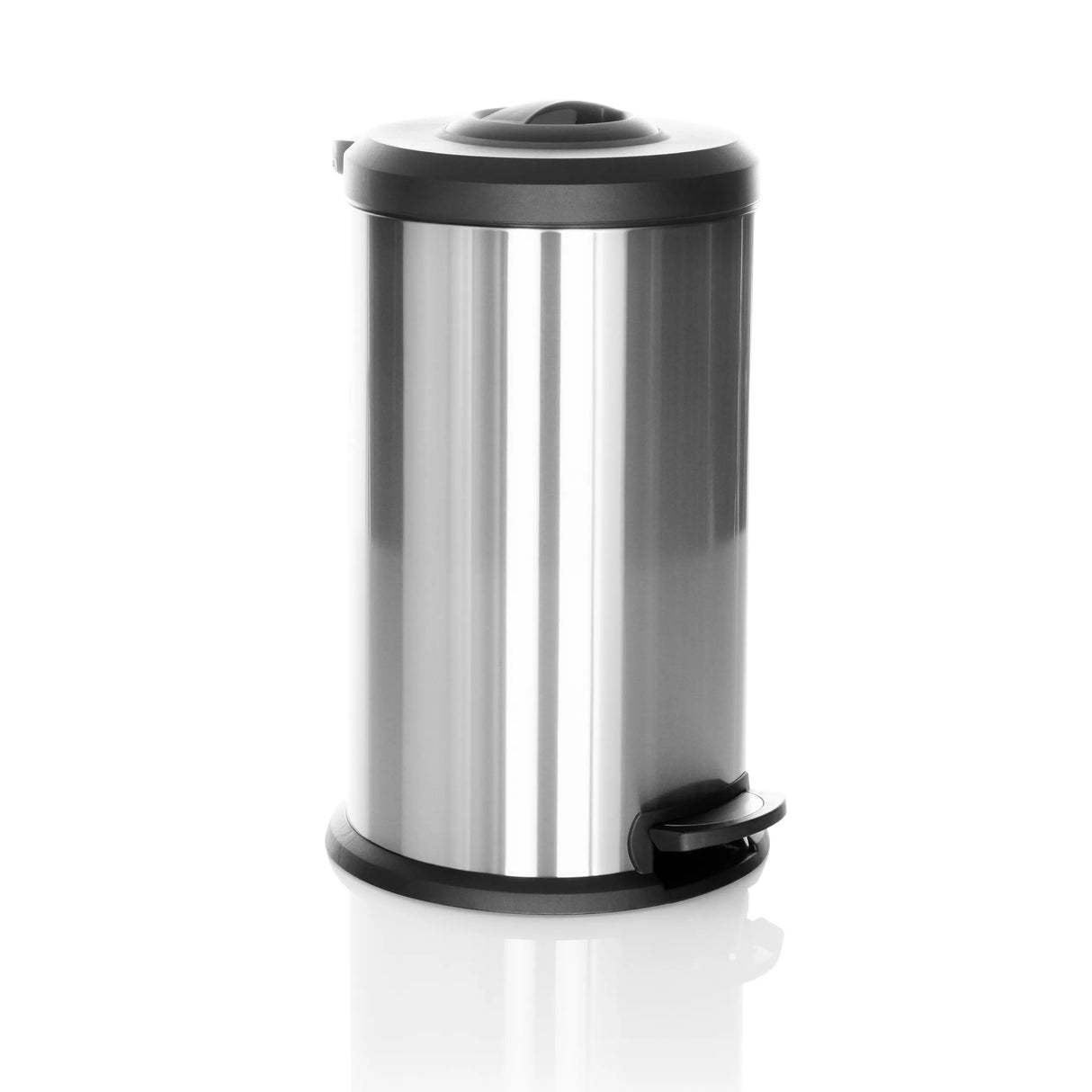 Silberner Mülleimer CLEAN X mit schwarzem Deckel und Fußpedal von hjh OFFICE – 360-Grad-Ansicht (schräge Frontansicht 45°)