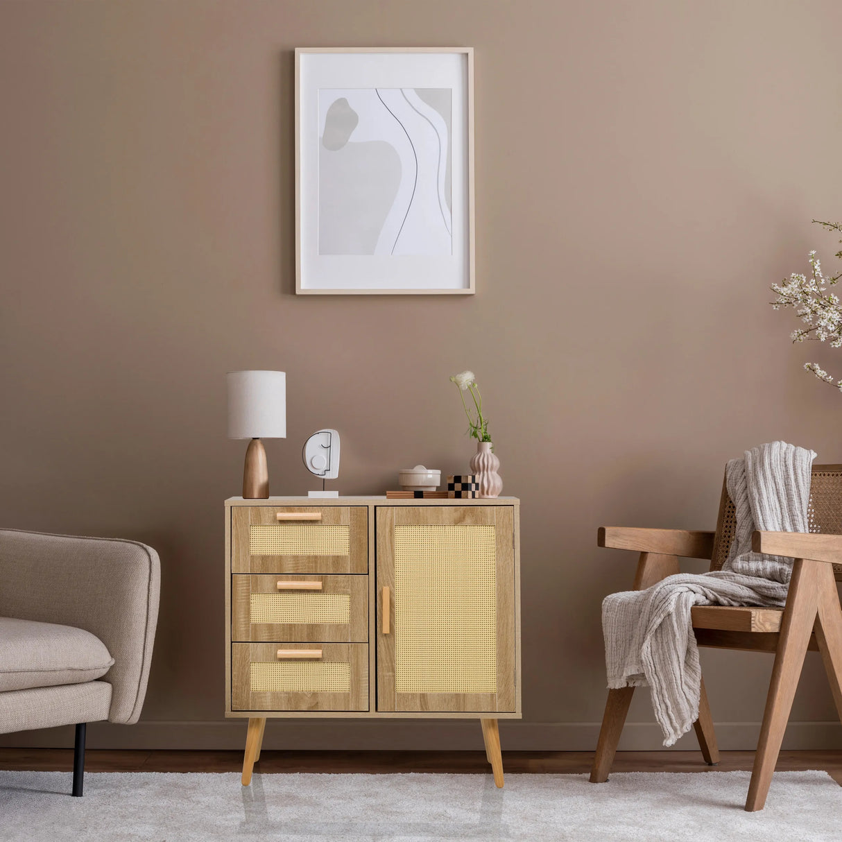 Hellbraunes Sideboard STRYN mit drei Schubladen und einer Schranktür mit Wiener Geflecht von hjh LIVING