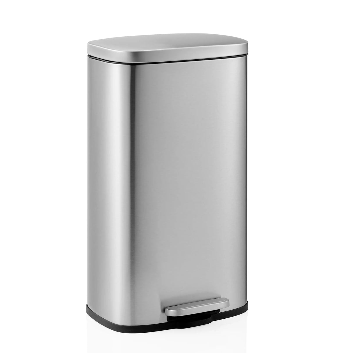 Silberner Mülleimer Clean 15 mit Deckel und Fußpedal von hjh OFFICE – 360-Grad-Ansicht (schräge Frontansicht 30°)