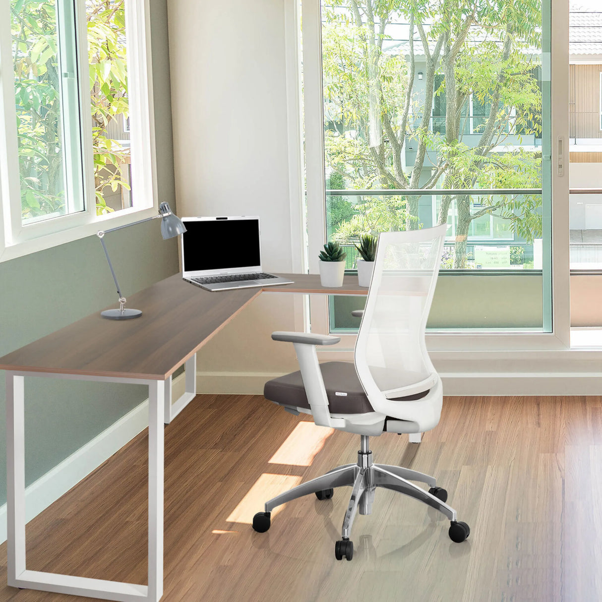 Eckschreibtisch WORKSPACE BASIC I in Walnuss und Weiß mit weißem Gestell von hjh OFFICE
