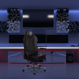 Schwarzer Gamingstuhl GAMEBREAKER COLOSSUS mit Logo auf der Kopfstütze und Armlehnen von hjh OFFICE