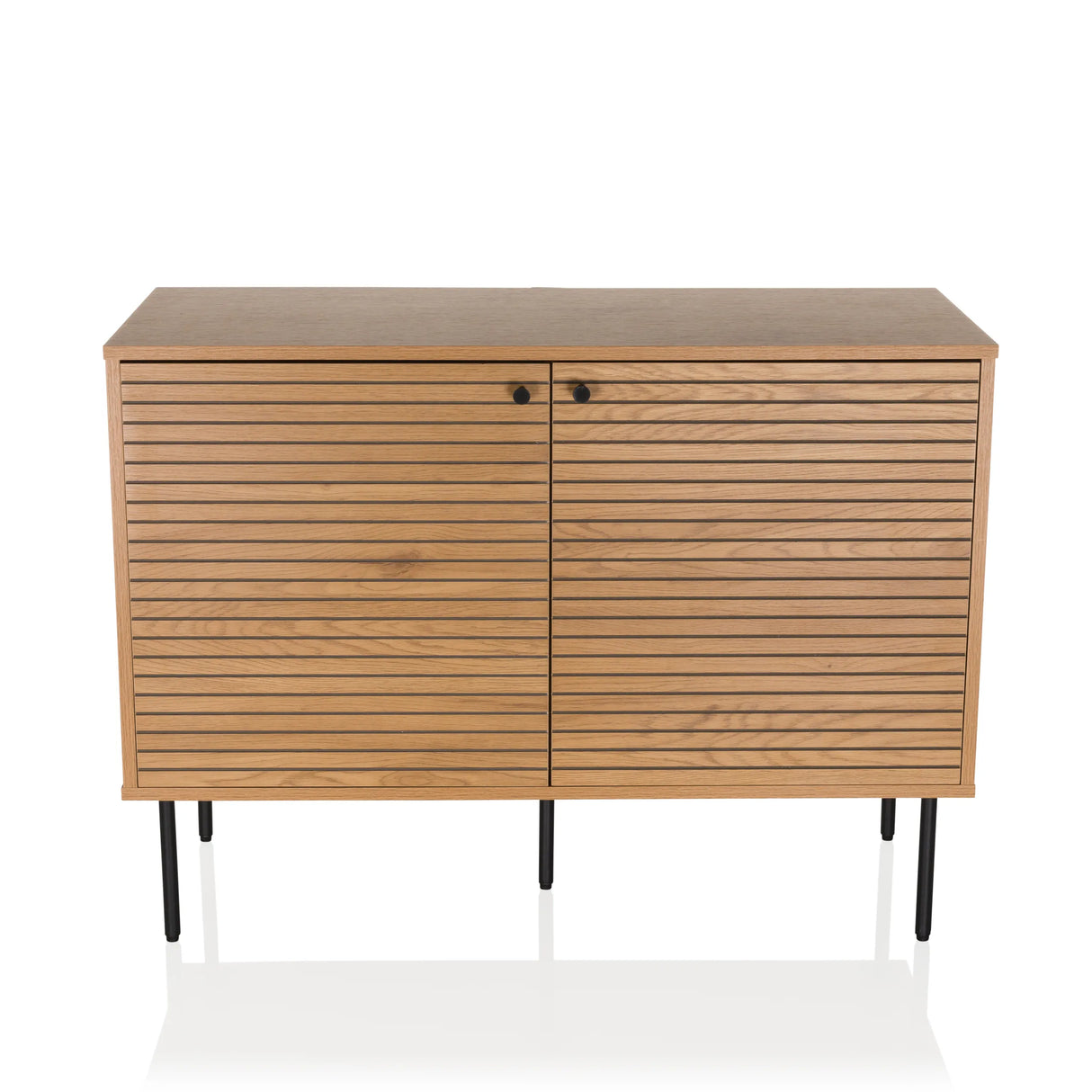Sideboard LINNO S in Eiche mit geriffelten Fronten und schwarzen Metallfüßen von hjh LIVING – 360-Grad-Ansicht (Frontansicht 0°)