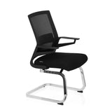 Schwarzer Freischwinger INVENTOR V mit Netzrücken, Armlehnen und Kufengestell von hjh OFFICE – 360-Grad-Ansicht (schräge Frontansicht 60°)