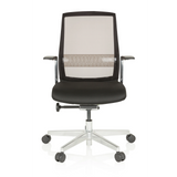 Schwarzer High-End-Bürostuhl FOUNTAINE PRO mit Netzrücken und Fußkreuz mit fünf Rollen von hjh OFFICE – 360-Grad-Ansicht (Frontansicht 0°)