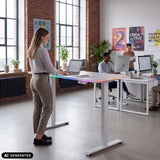 Elektrisch höhenverstellbarer Schreibtisch Worktime LED in Weiß mit RGB-Beleuchtung von hjh OFFICE