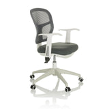 Grauer Homeoffice-Bürostuhl TOP 108 W mit Netzrücken und Fußkreuz mit fünf Rollen von hjh OFFICE – 360-Grad-Ansicht (schräge Frontansicht 60°)