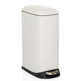 Weißer Mülleimer CLEAN SLIM mit Trittpedal und abgerundetem Deckel von hjh OFFICE – 360-Grad-Ansicht (schräge Frontansicht 30°)