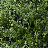 Grüne Blätter der Pflanzenmatte LEAFLUXE 2 von hjh LIVING