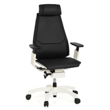 Schwarzer High-End-Bürostuhl GENIDIA PRO WHITE aus Leder mit weißem Fußkreuz und fünf Rollen von hjh OFFICE – 360-Grad-Ansicht (Frontansicht 20°)