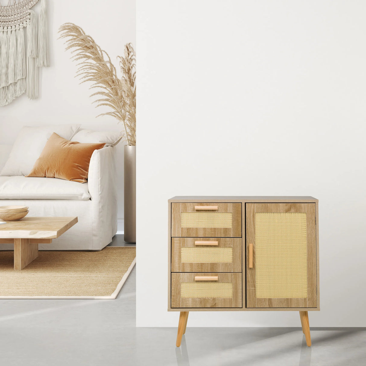 Hellbraunes Sideboard STRYN mit drei Schubladen, einer Tür mit Wiener Geflecht und konischen Beinen von hjh LIVING