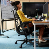 High-End-Bürostuhl LiberNovo Omni SE in Schwarz mit Kopfstütze und Armlehnen von Libernovo