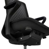 Untersicht der Sitzfläche und Armlehne des High-End-Bürostuhls VERVIO von hjh OFFICE