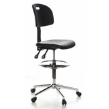 Schwarzer Counterstuhl TOP WORK 23 mit Fußring und Fußkreuz mit fünf Rollen von hjh OFFICE – 360-Grad-Ansicht (schräge Frontansicht 60°)