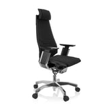Schwarzer High-End-Bürostuhl GENIDIA PRO mit Stoffbezug und Fußkreuz mit fünf Rollen von hjh OFFICE – 360-Grad-Ansicht (schräge Frontansicht 60°)