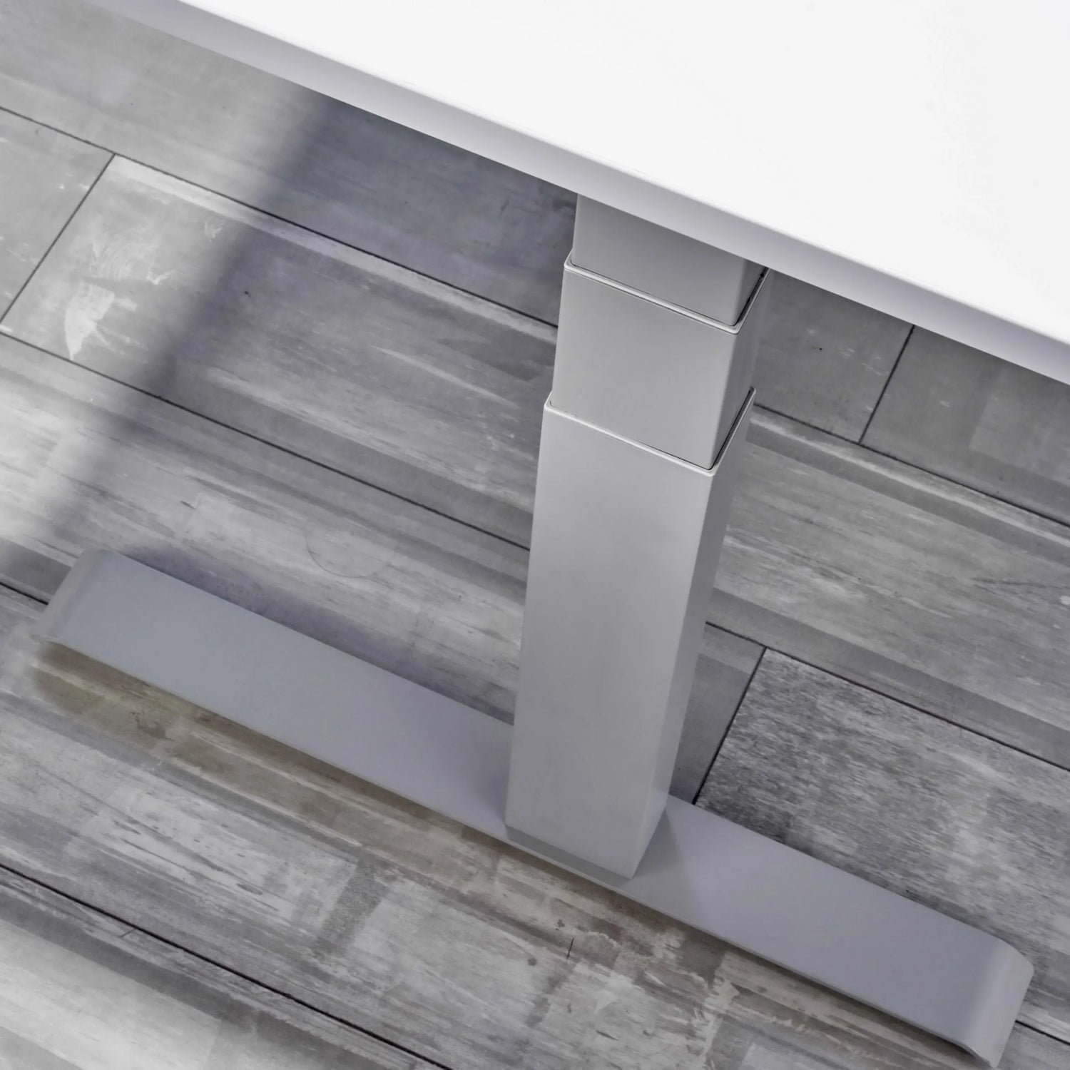 Höhenverstellbares Tischbein mit Standfuß des Schreibtischs XDKB 16 G von hjh OFFICE PRO