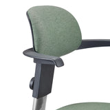 Armlehne und grüne Polsterung des Arbeitsstuhls TOP WORK 40 von hjh OFFICE