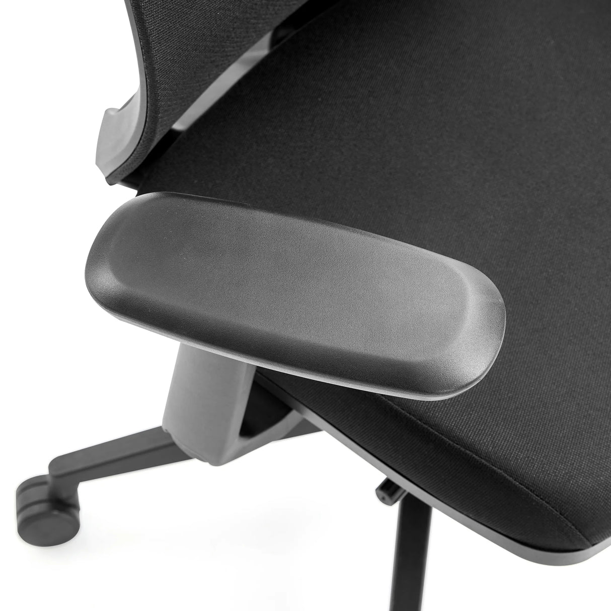 Schwarze Armlehne des Profi-Bürostuhls Profondo F mit Stoffbezug von hjh OFFICE