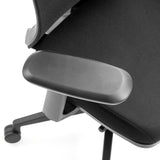 Schwarze Armlehne des Profi-Bürostuhls Profondo F mit Stoffbezug von hjh OFFICE