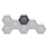 Wabenförmige Trennwände FLEXMIUT STORE S in Grau mit sechs hexagonalen Elementen von hjh OFFICE