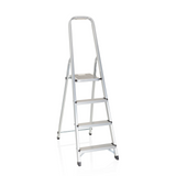 Silberne Klappleiter SOLID II aus Aluminium mit vier Stufen und Handgriff von hjh OFFICE – 360-Grad-Ansicht (Frontansicht 20°)
