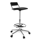 Schwarzer Drehhocker TOP WORK 28 mit Fußring und Fußkreuz mit fünf Rollen von hjh OFFICE – 360-Grad-Ansicht (schräge Frontansicht 60°)