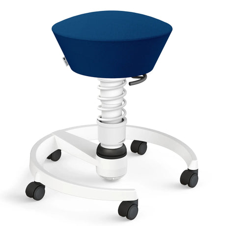Swopper AERIS SWOPPER MIT ROLLEN mit blauem Sitzbezug und weißem Gestell auf Rollen von Aeris - Impulsmöbel