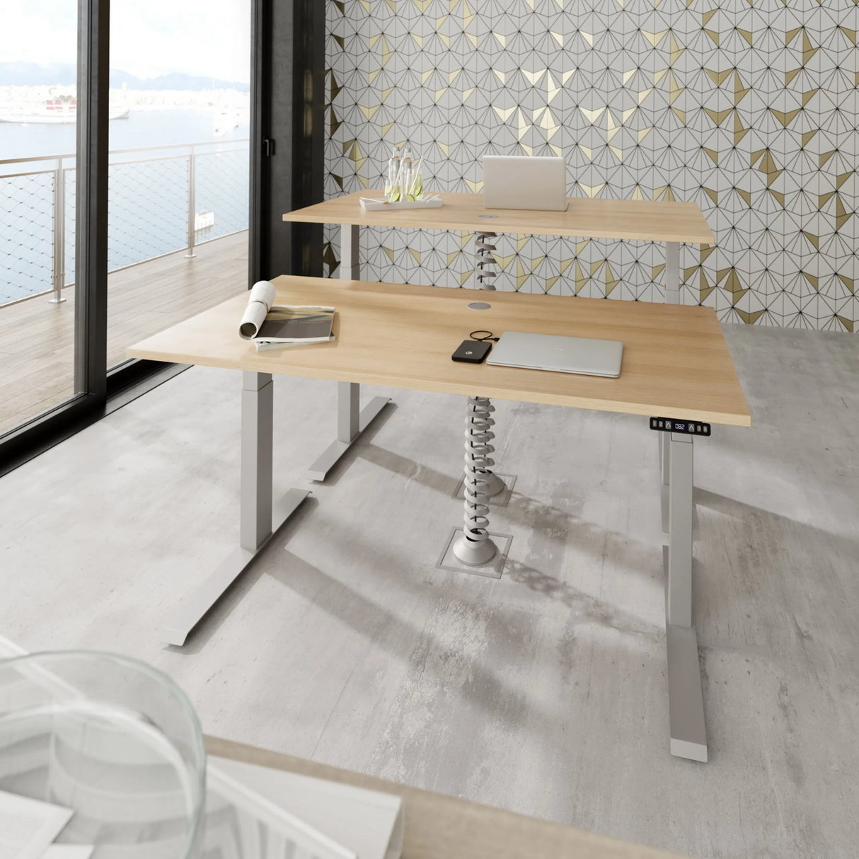 Elektrisch höhenverstellbarer Schreibtisch XDKB 12 S in Asteiche mit Steuerungspanel von hjh OFFICE PRO