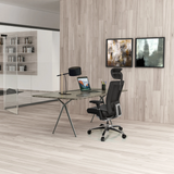 Schwarzer Profi-Bürostuhl NOVA aus Leder an einem Schreibtisch in einem modern gestalteten Büro von hjh OFFICE