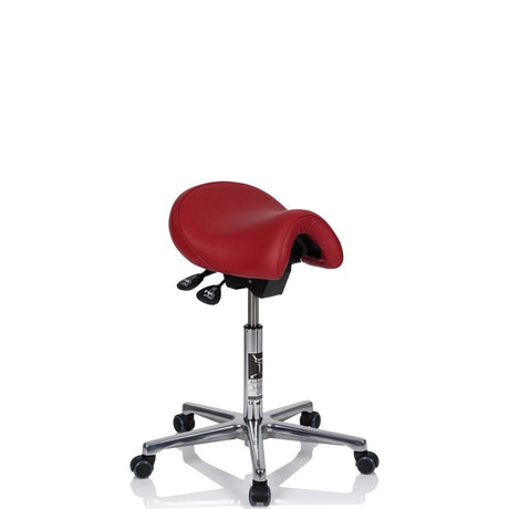 Roter Sattelhocker BAMBACH STANDARD mit glänzendem Metallgestell und fünf Rollen von Hager & Werken