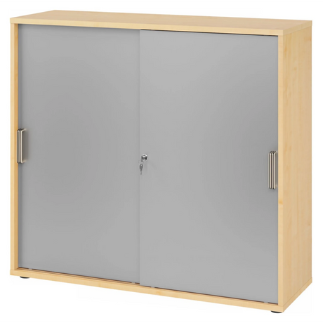 Schiebetürenschrank BETA S 1753S in Ahorn-Optik mit silbernen Fronten und Streifengriffen von hjh OFFICE PRO