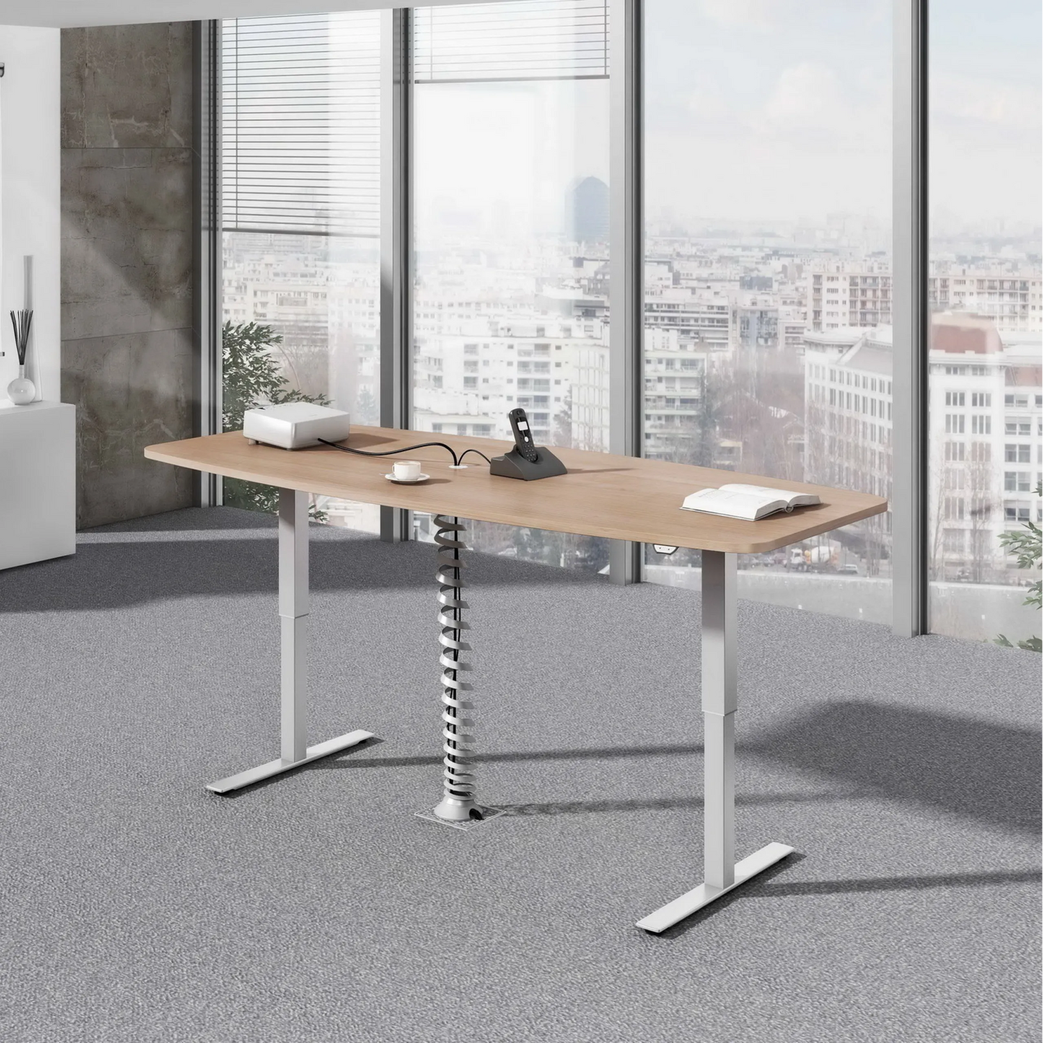 Elektrisch höhenverstellbarer Schreibtisch XMST 22 S in Asteiche mit weißen Beinen von hjh OFFICE PRO