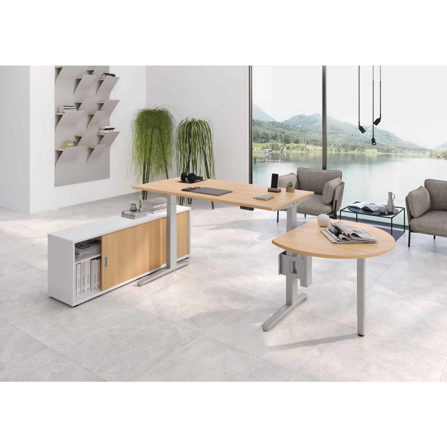 Elektrisch höhenverstellbarer Schreibtisch XBHM 19 SS in Asteiche mit weißem Unterbau und Rundtisch von hjh OFFICE PRO