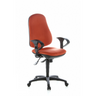 Profi-Bürostuhl ERGO SYDNEY mit orangefarbenem Stoffbezug, schwarzen Armlehnen und Rollen von Topstar