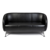 Schwarzes Loungesofa ST. LUCIA als Dreisitzer mit glänzenden Metallfüßen von hjh OFFICE – 360-Grad-Ansicht (Frontansicht 0°)