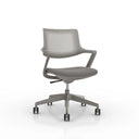 Taupefarbener Bürostuhl FLEX CHAIR mit perforierter Rückenlehne und Rollenkreuz von Bosen Europe