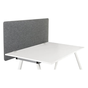 Graue Tischtrennwand FLEXMIUT 3D mit rechteckiger Form auf einem weißen Schreibtisch von hjh OFFICE